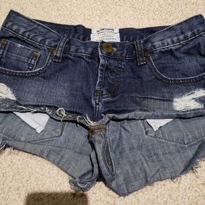 One teaspoon bonitas shorts size 27